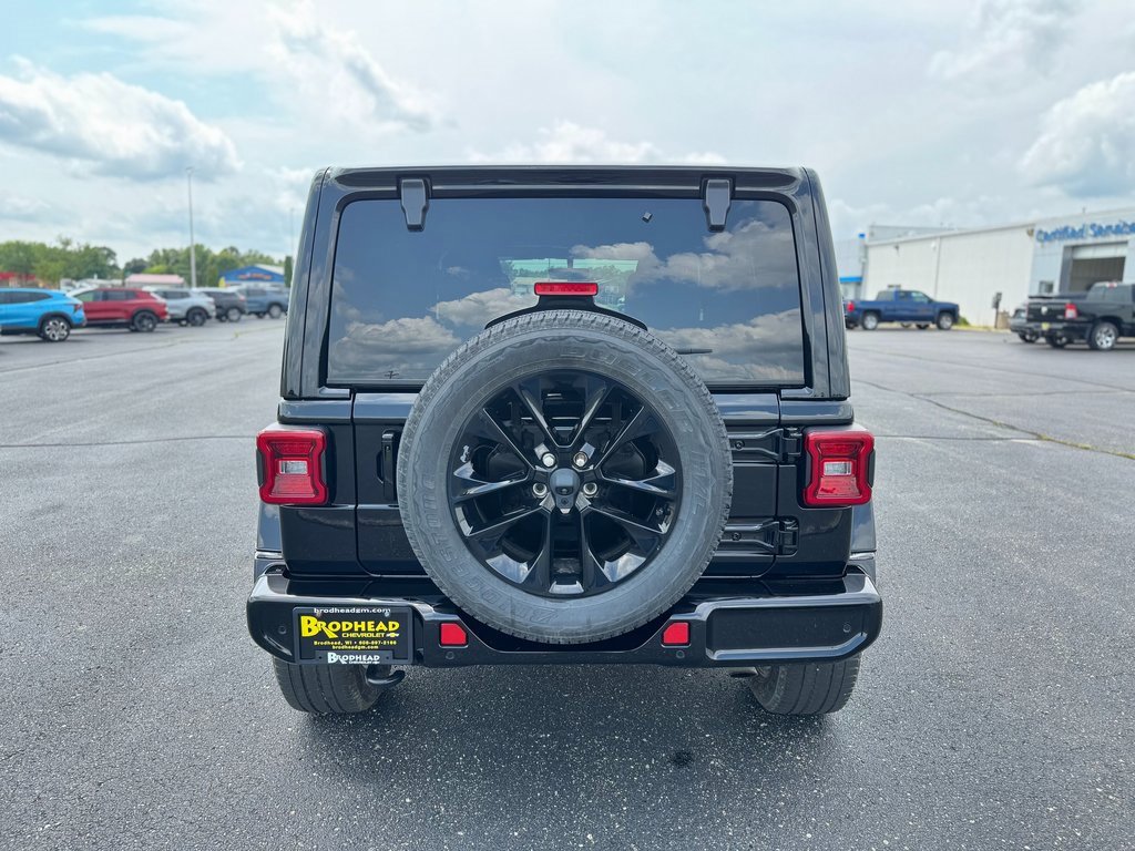 2021 Jeep Wrangler Unlimited Sahara High Altitude photo 4