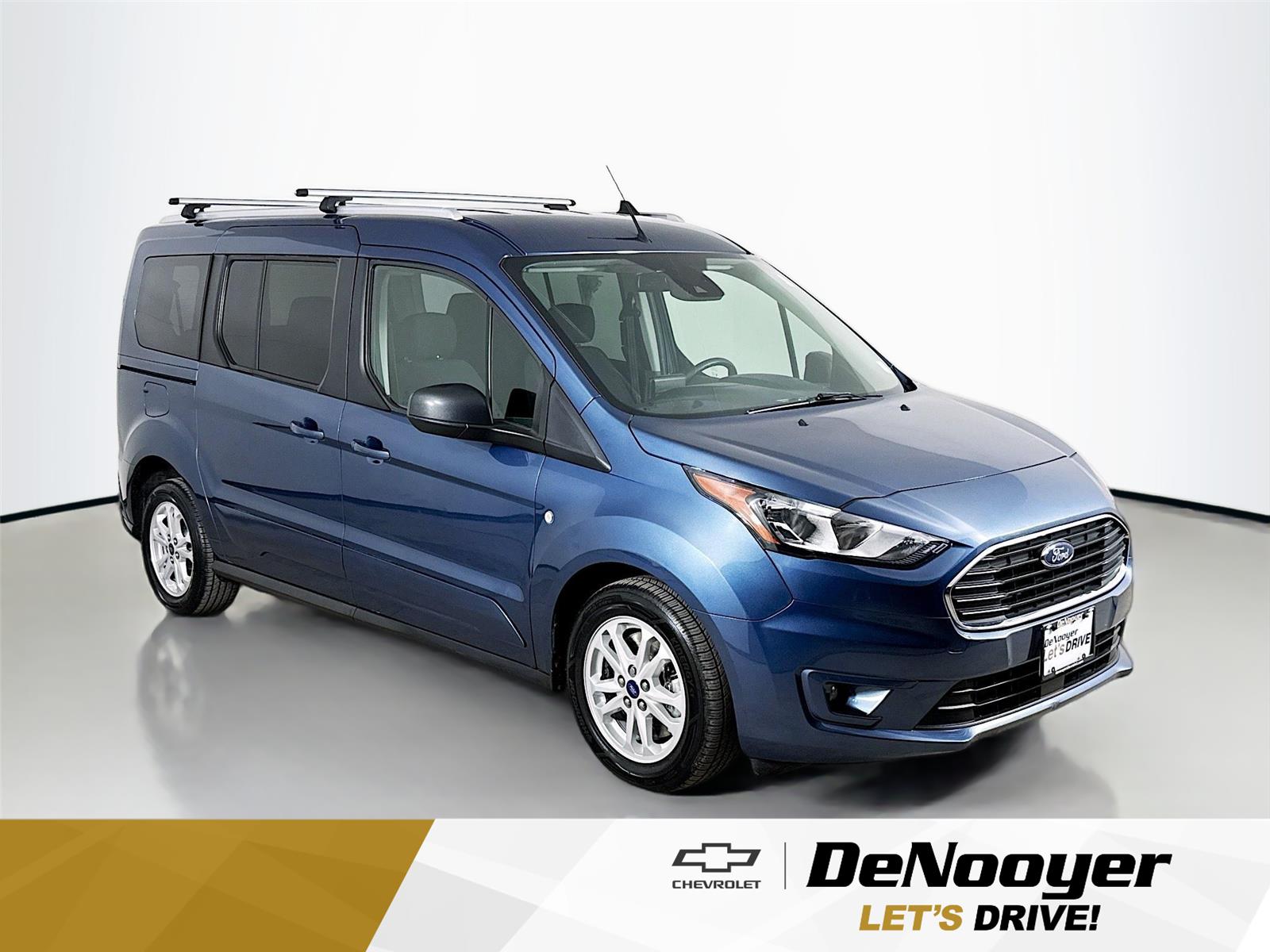 2022 Ford Transit Connect XLT's photo