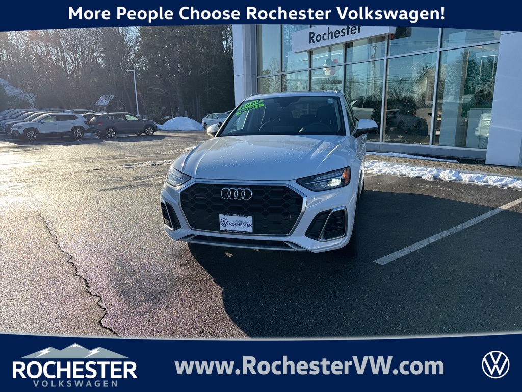 2022 Audi Q5 Premium's photo