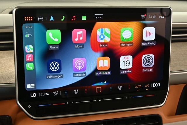 2025 Volkswagen ID. Buzz Pro Plus photo 11