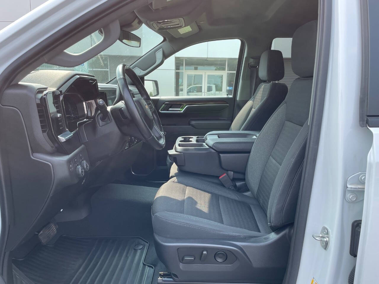 2022 Chevrolet Silverado 1500 photo 10