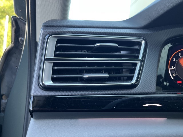 2024 Volkswagen Atlas Peak Edition SE Technology photo 31