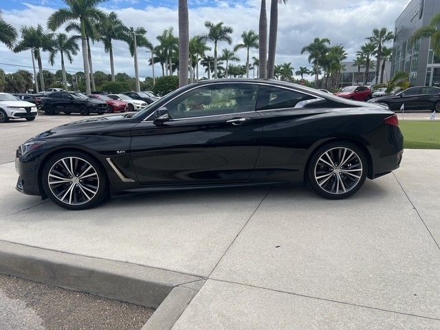 2019 Infiniti Q60 3.0t Luxe photo 4