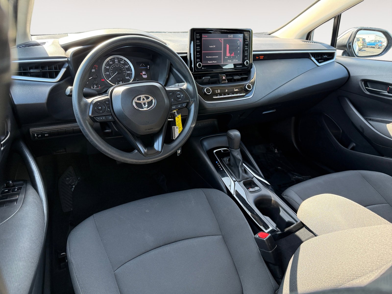 2022 Toyota Corolla LE photo 15