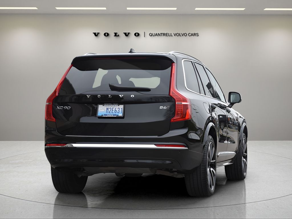2024 Volvo XC90 Plus photo 3