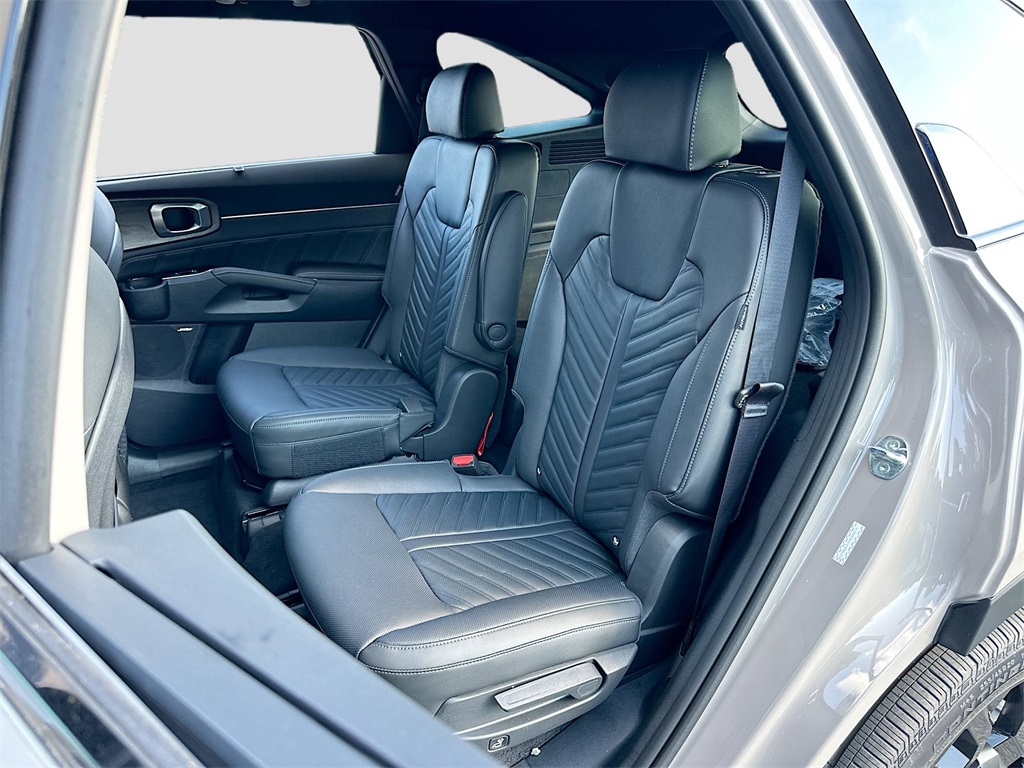 2026 Kia Sorento X-Line SX Prestige photo 22