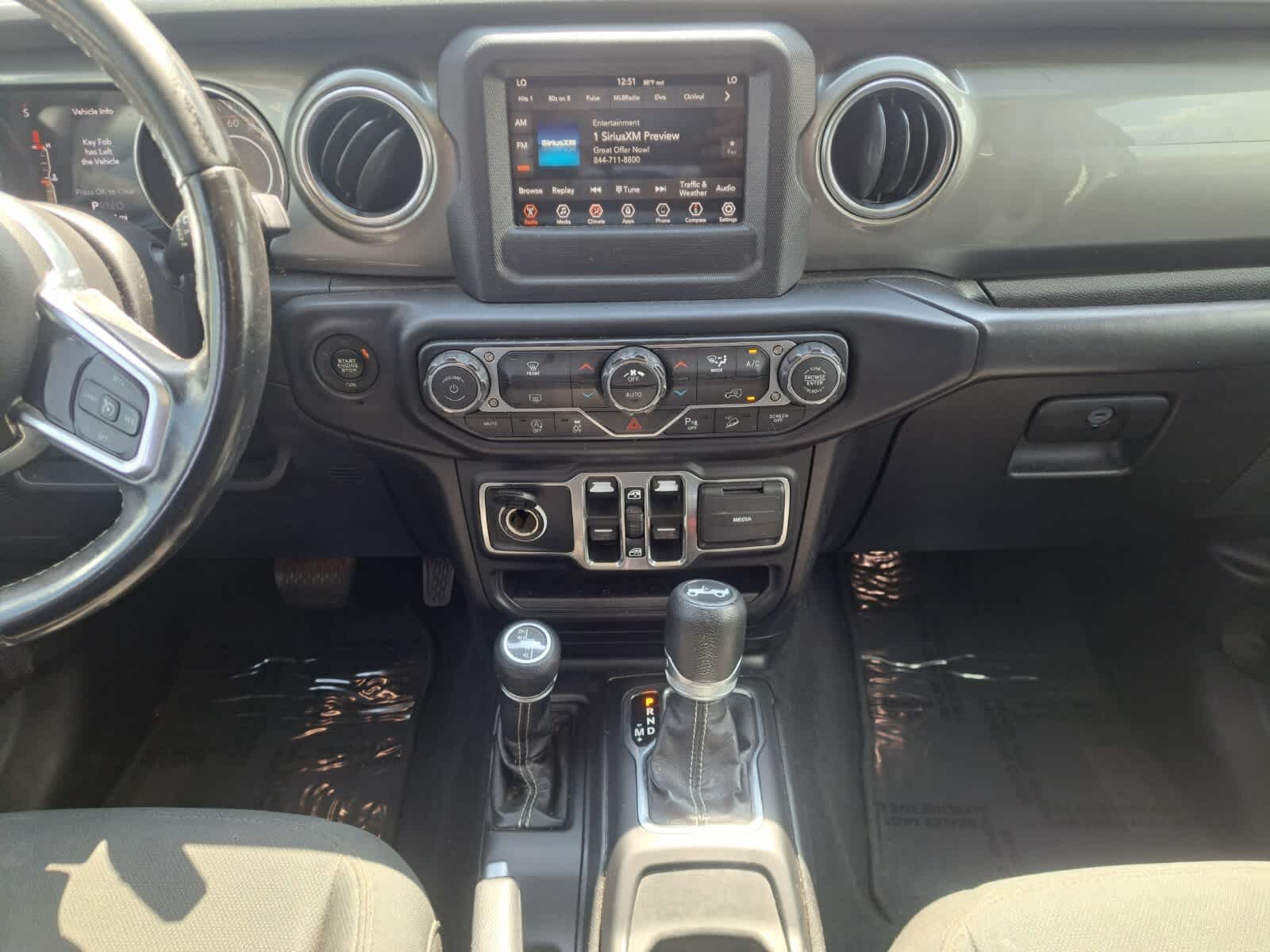 2019 Jeep Wrangler Unlimited Sahara photo 21
