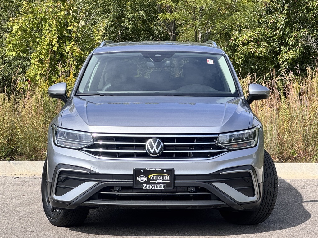 2024 Volkswagen Tiguan SE Wolfsburg Edition photo 2