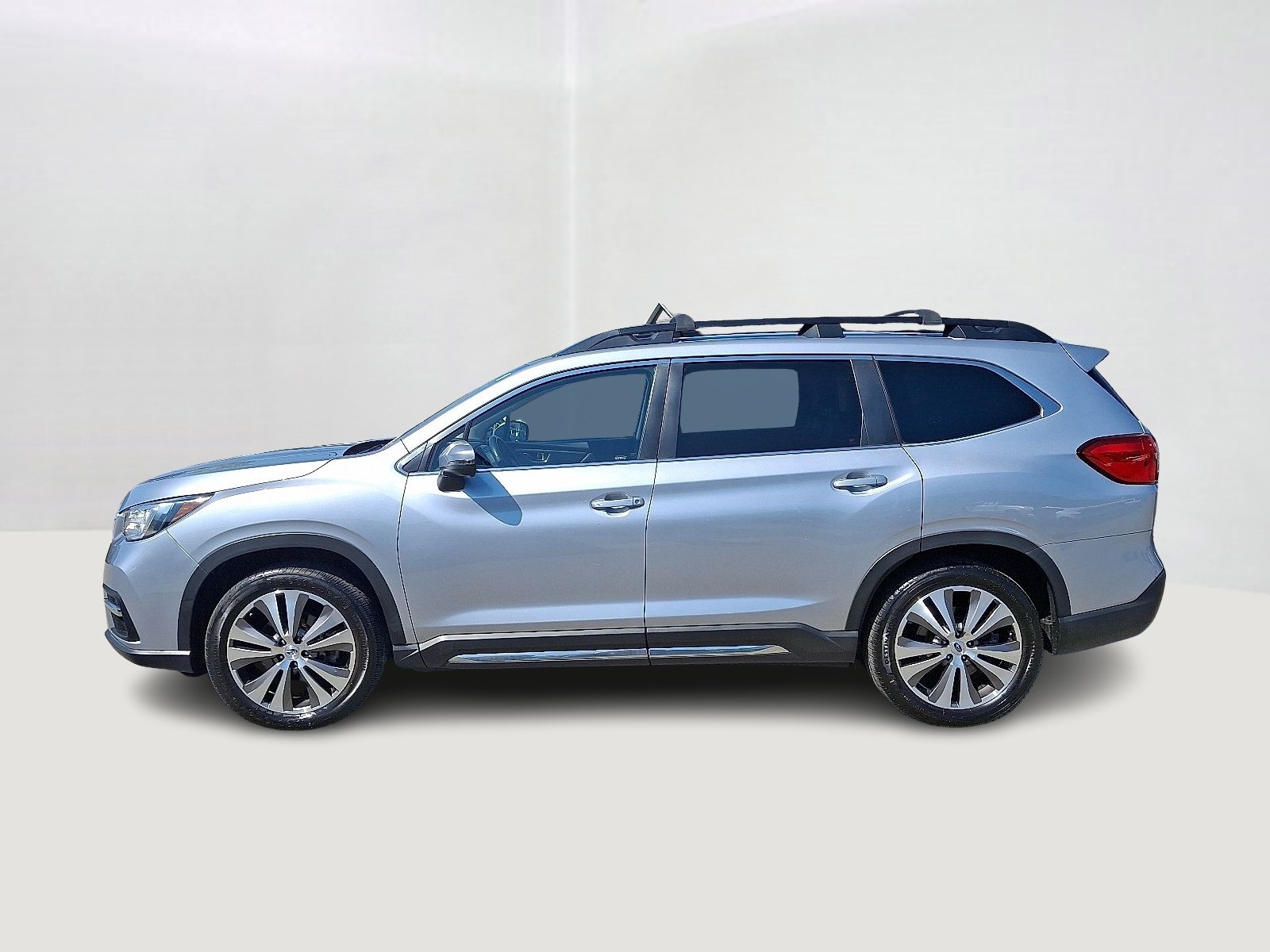 2022 Subaru Ascent Limited photo 7
