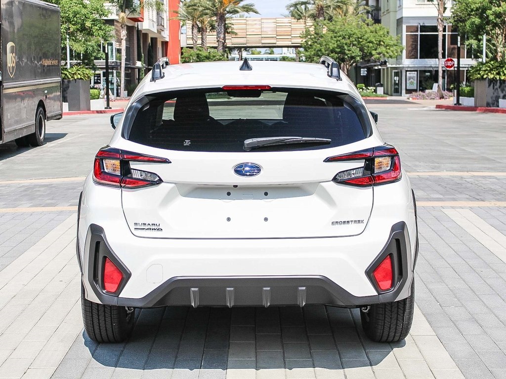 2025 Subaru Crosstrek Premium photo 7