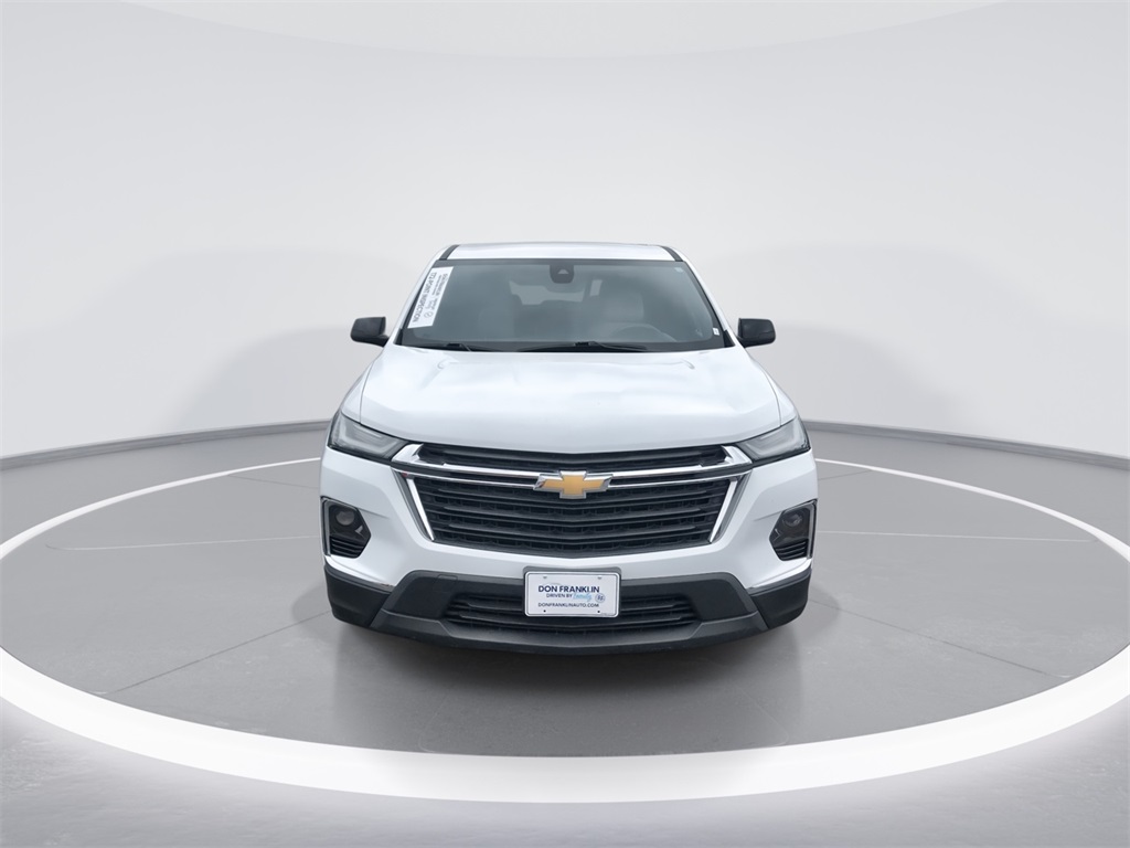 2022 Chevrolet Traverse LS photo 3