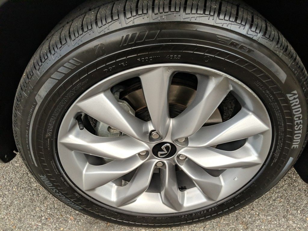 2022 Infiniti QX50 Luxe photo 8