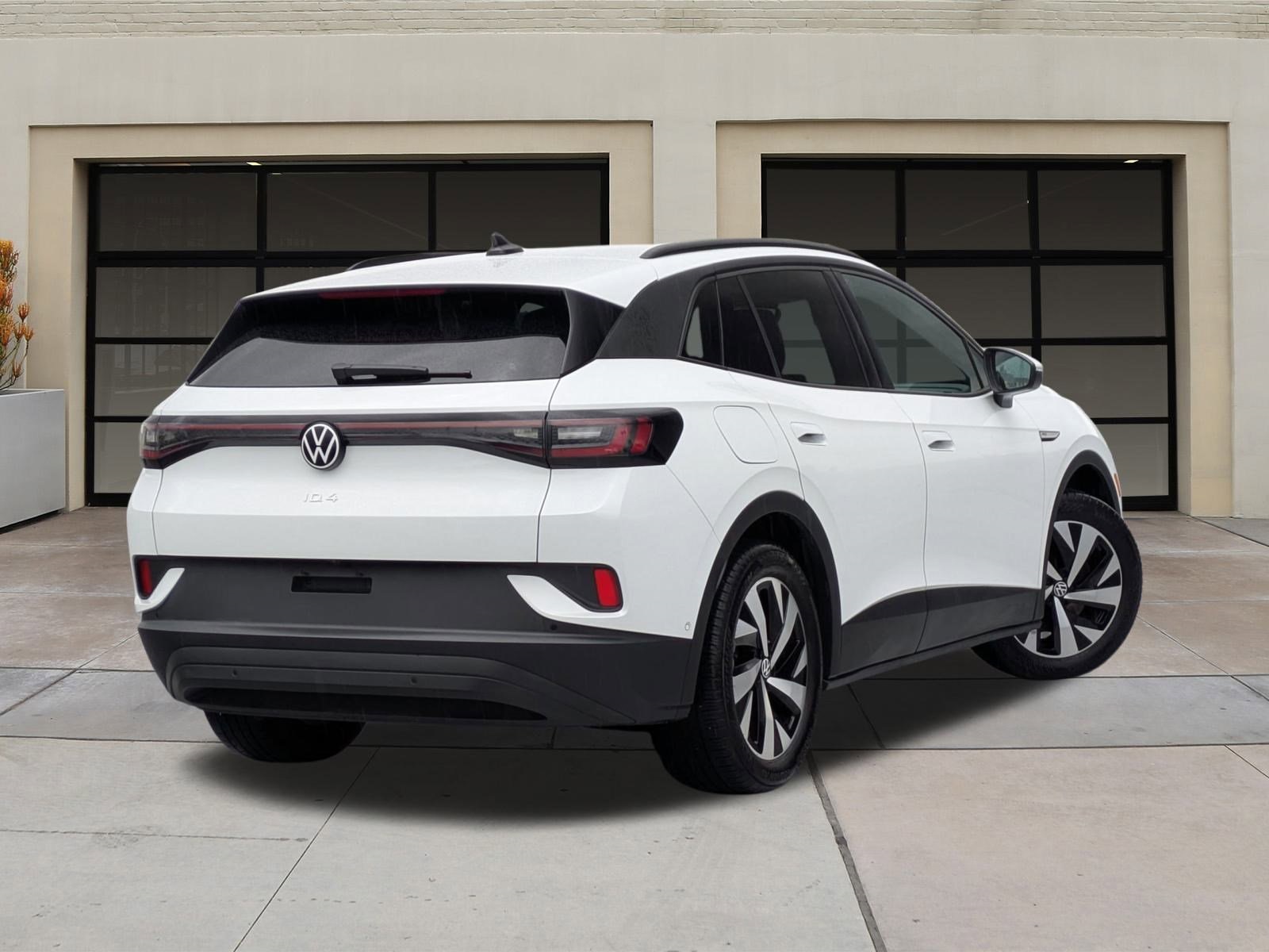 2023 Volkswagen ID.4 Pro photo 3