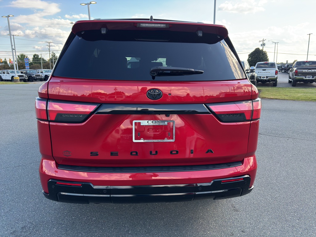 2024 Toyota Sequoia Platinum photo 4