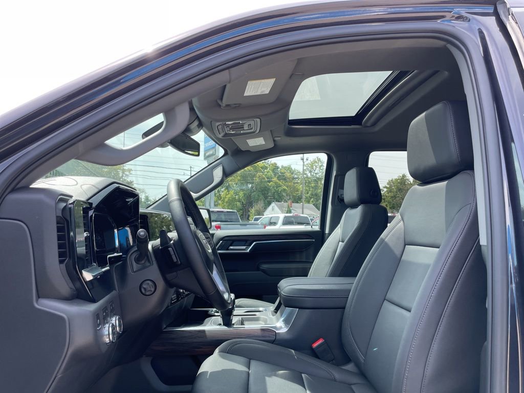 2025 Gmc Sierra 1500 SLT photo 7