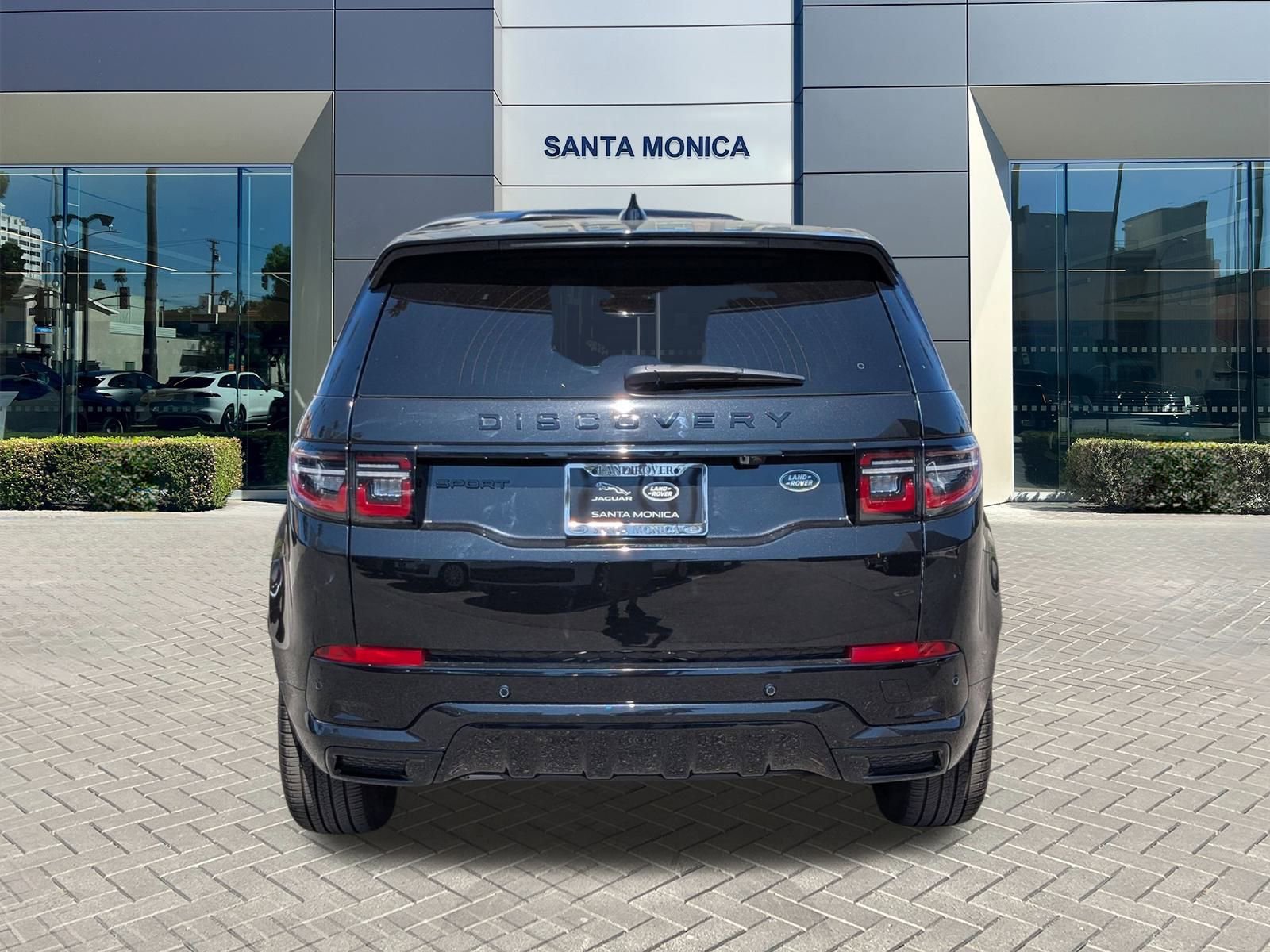 2023 Land Rover Discovery Sport SE R-Dynamic photo 5