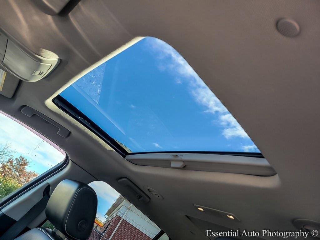 2019 GMC ACADIA - Image 9