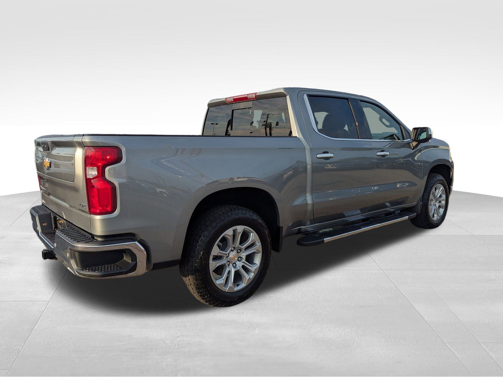 2026 Chevrolet Silverado 1500 LTZ photo 3