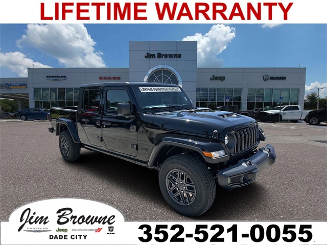 2025 Jeep Gladiator Sport S's photo