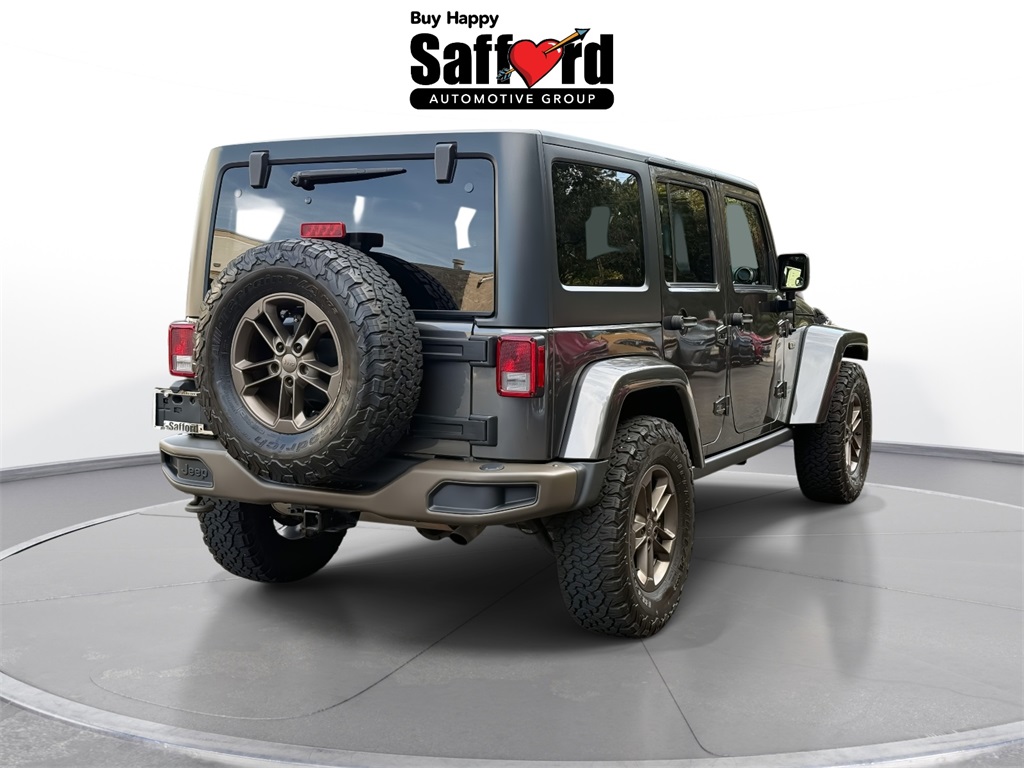 2017 Jeep Wrangler Unlimited Sahara photo 8
