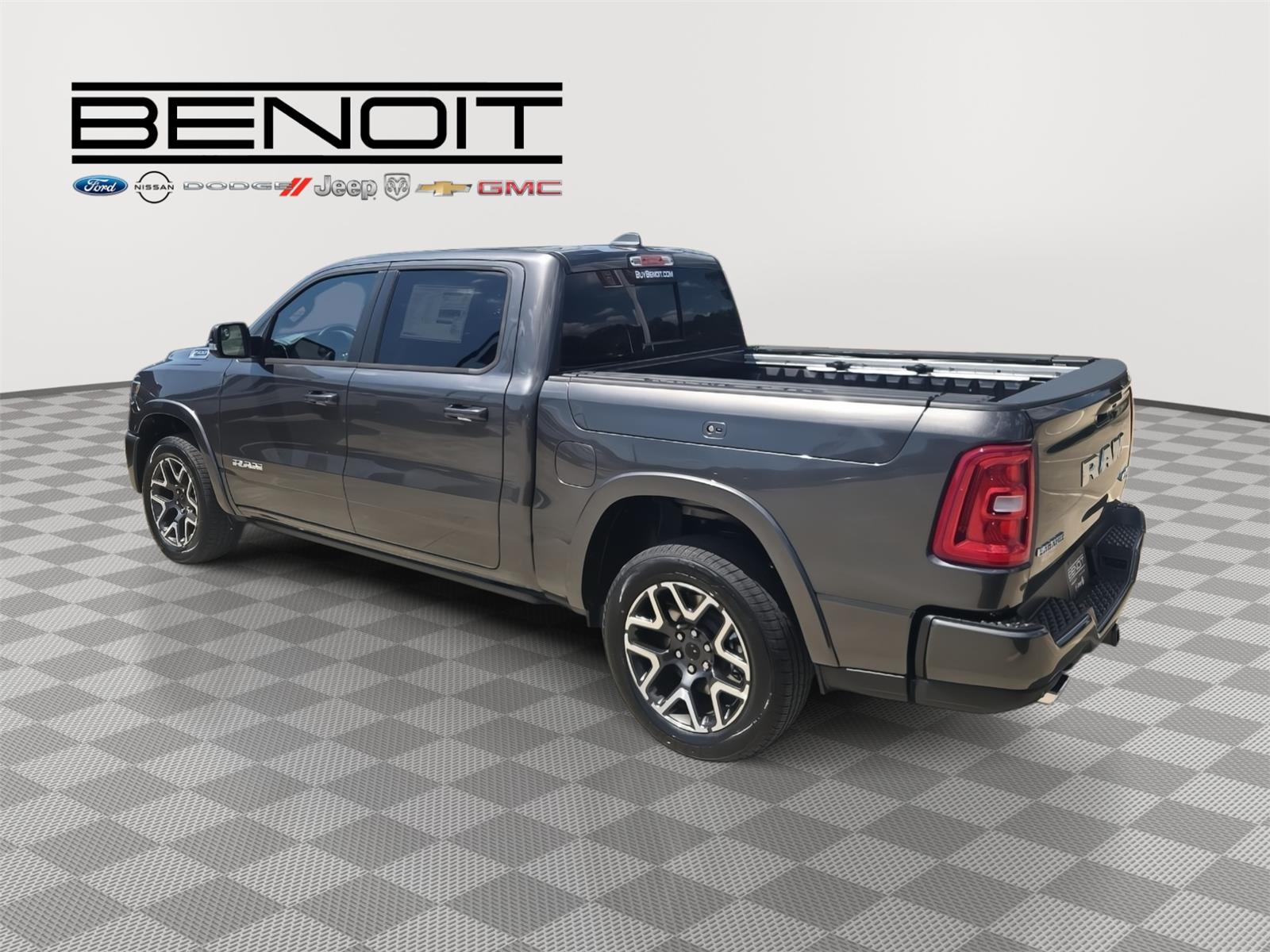 2026 Ram 1500 Laramie photo 4