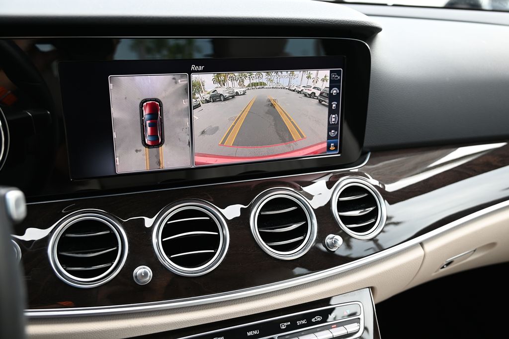 2019 Mercedes Benz E 300 photo 24