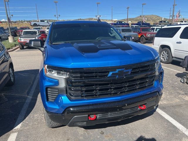 2022 Chevrolet Silverado 1500 LT Trail Boss photo 2