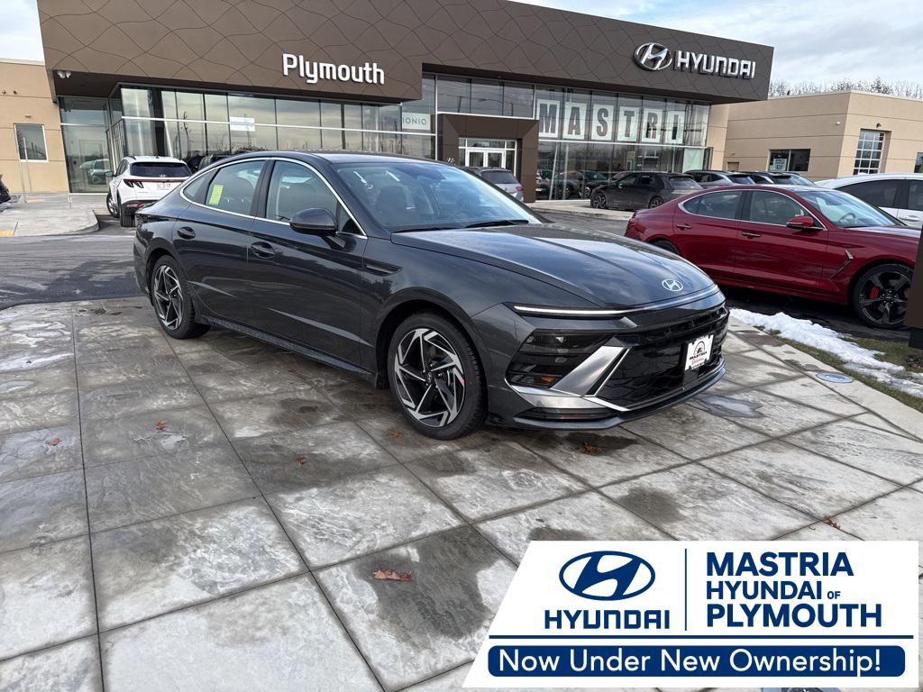 2026 Hyundai Sonata SEL's photo