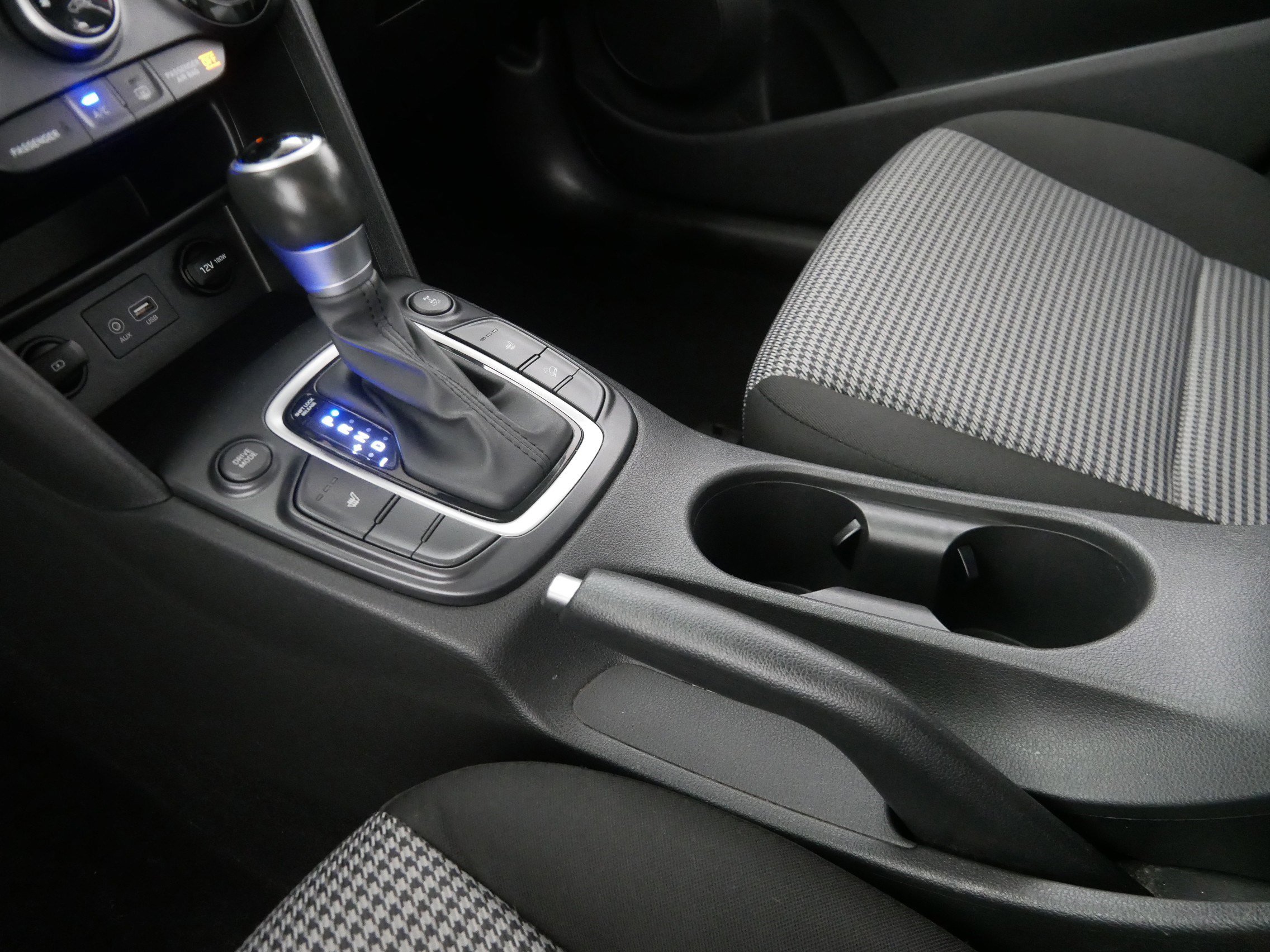 2019 Hyundai Kona SEL photo 24