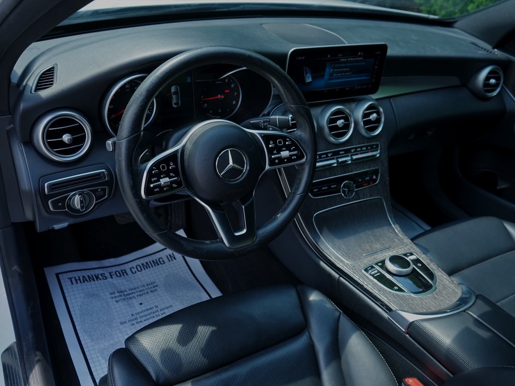 2019 Mercedes Benz C 300 photo 2