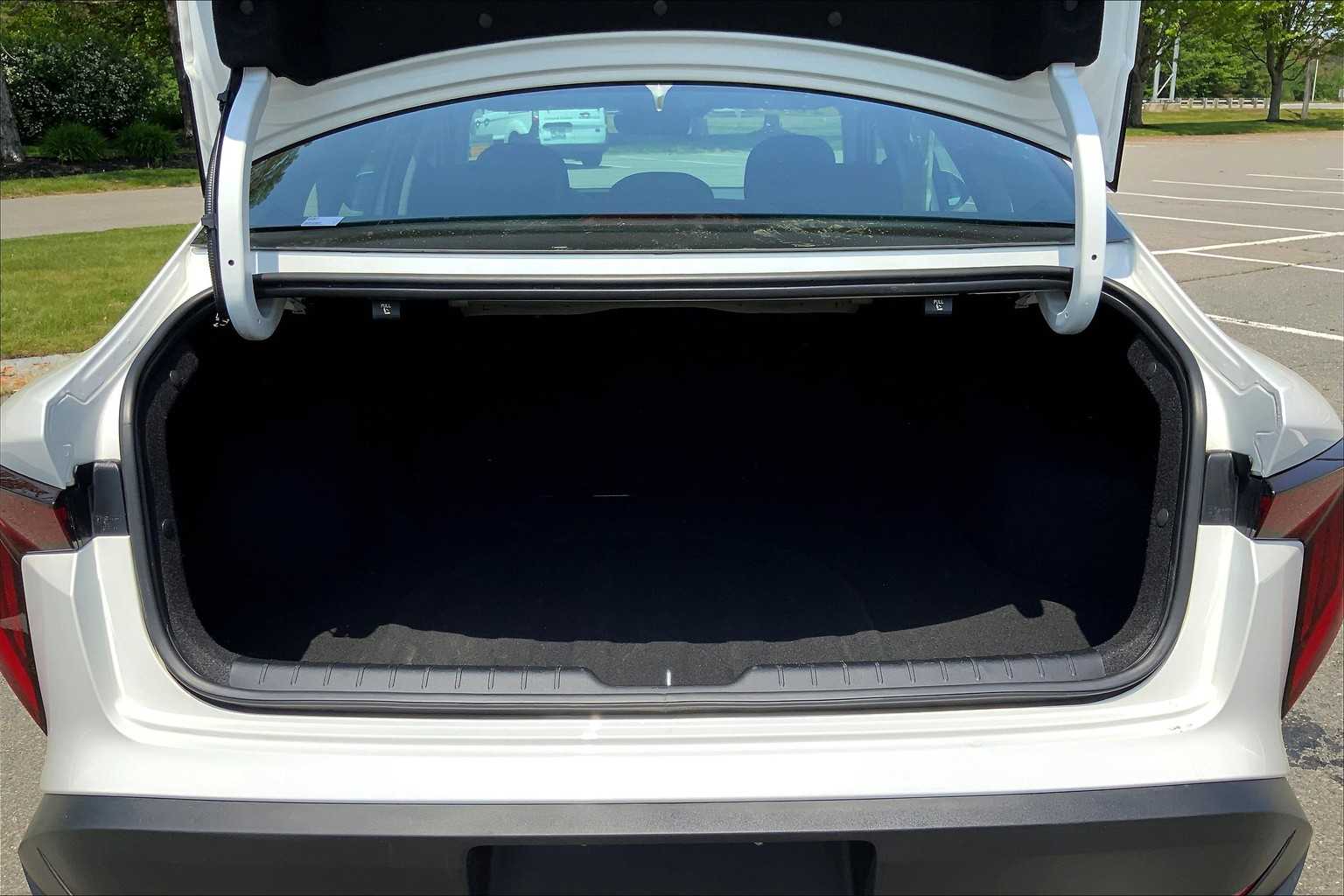 2025 Kia K4 LXS photo 29