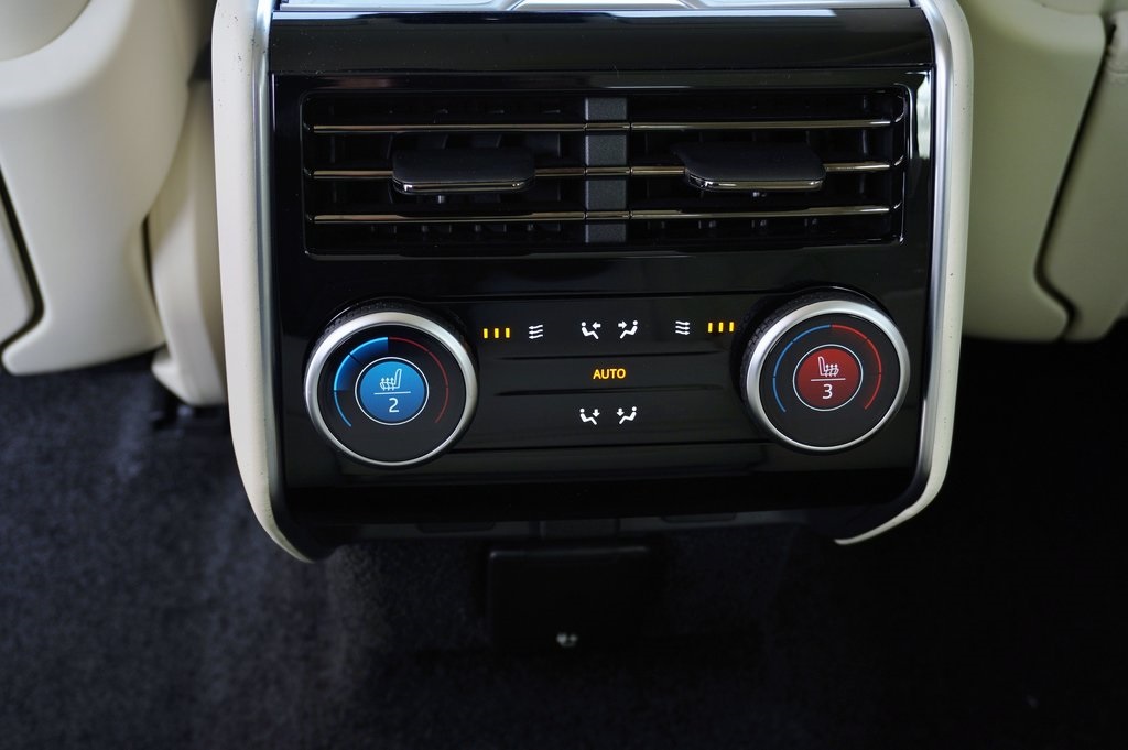 2025 LAND ROVER RANGE ROVER - Image 34