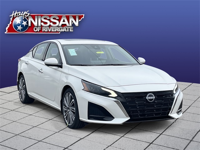 2025 Nissan Altima SL's photo