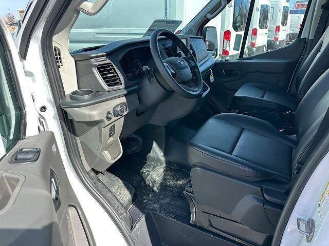 2025 Ford Transit photo 9