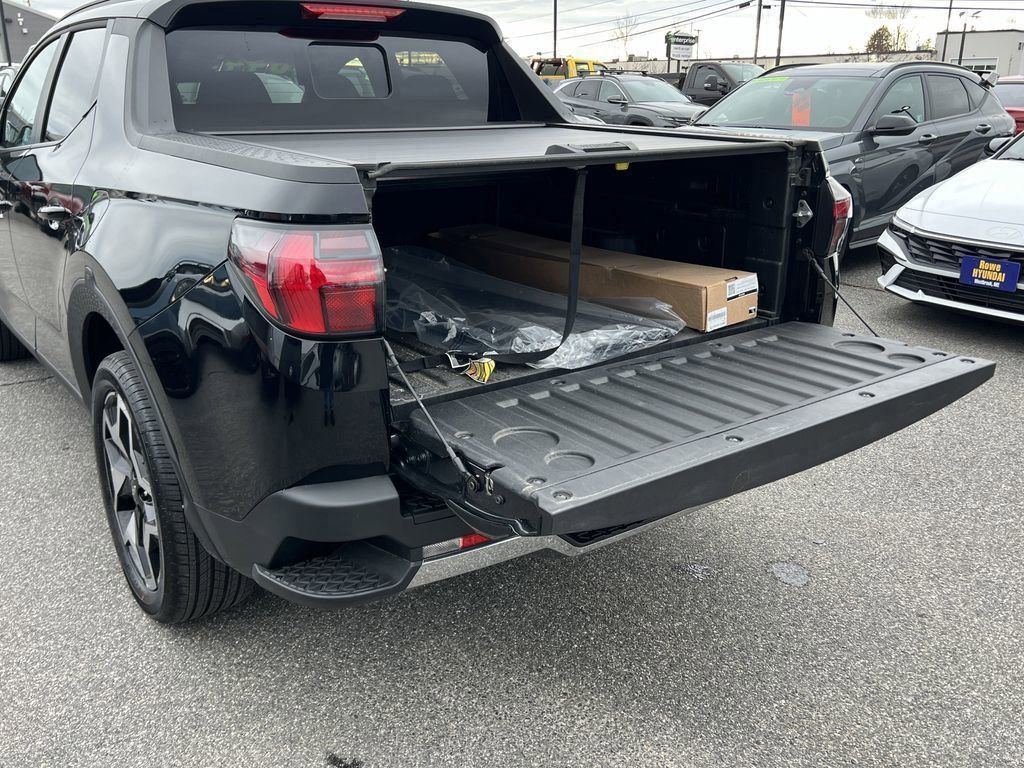 2024 Hyundai Santa Cruz Limited photo 4