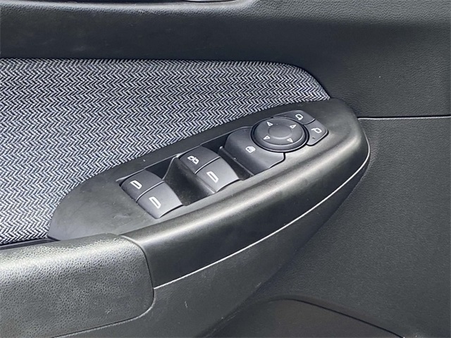 2024 Chevrolet Trailblazer LS photo 13