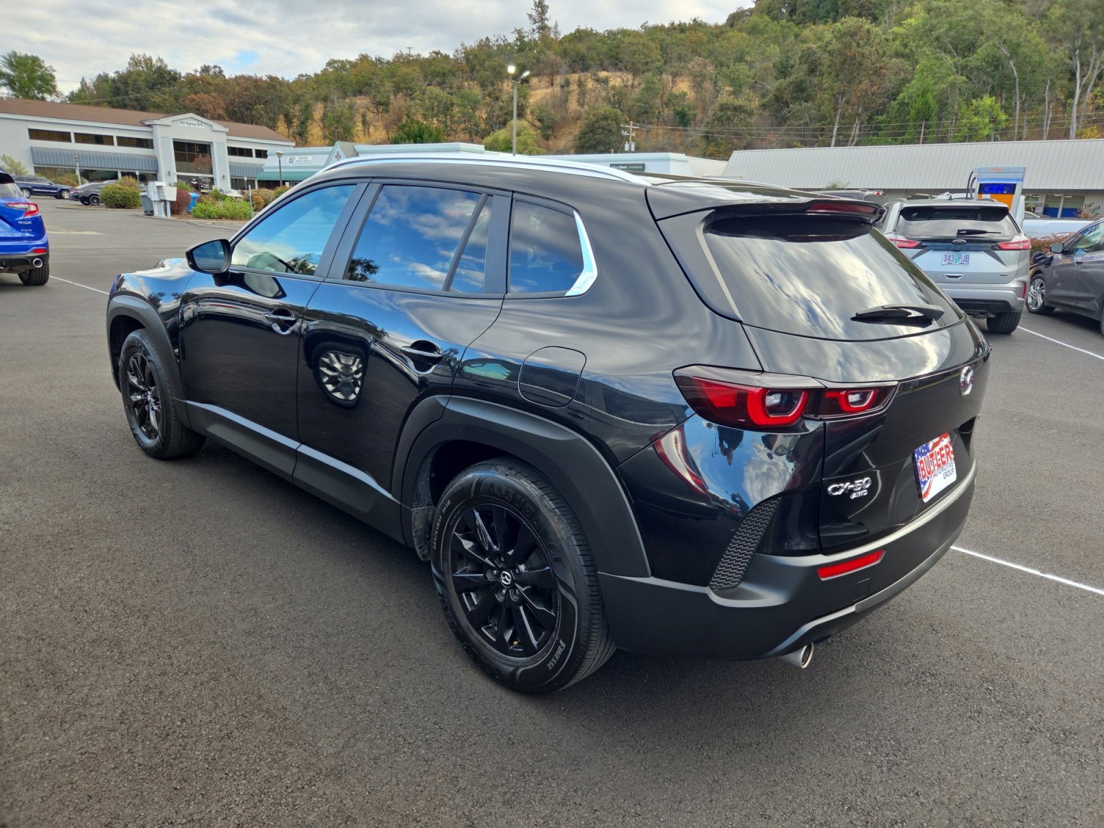2024 Mazda CX-50 2.5 S Preferred photo 2