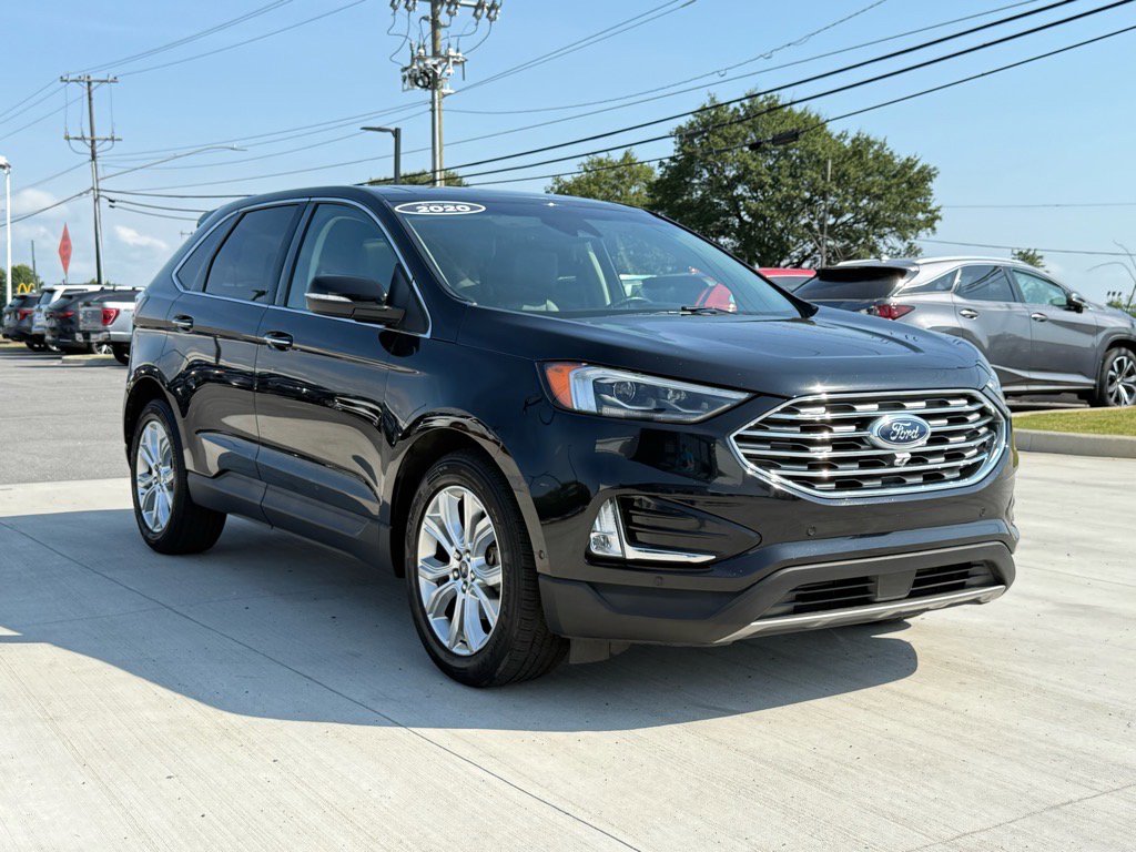 2020 Ford Edge Titanium photo 3