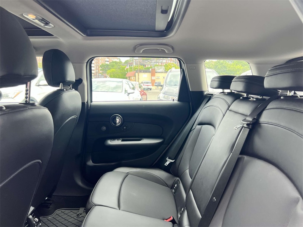 2017 Mini Clubman Base ALL4 photo 10