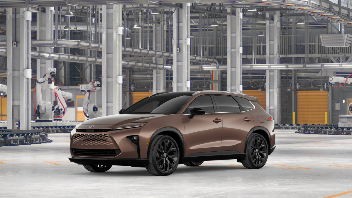 2026 Toyota Crown Signia Limited photo 2