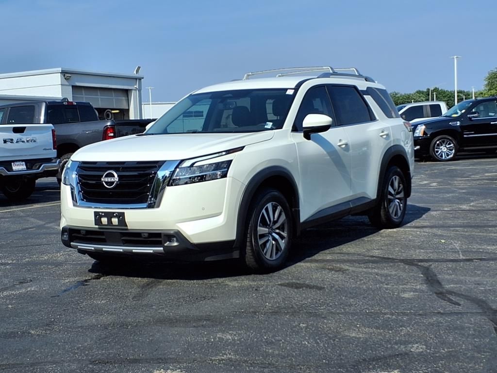 Used 2022 Nissan Pathfinder SL with VIN 5N1DR3CC6NC255915 for sale in Kansas City