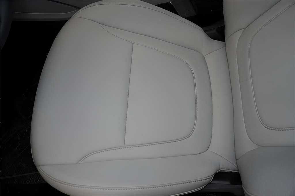 2025 Hyundai Tucson SE photo 6