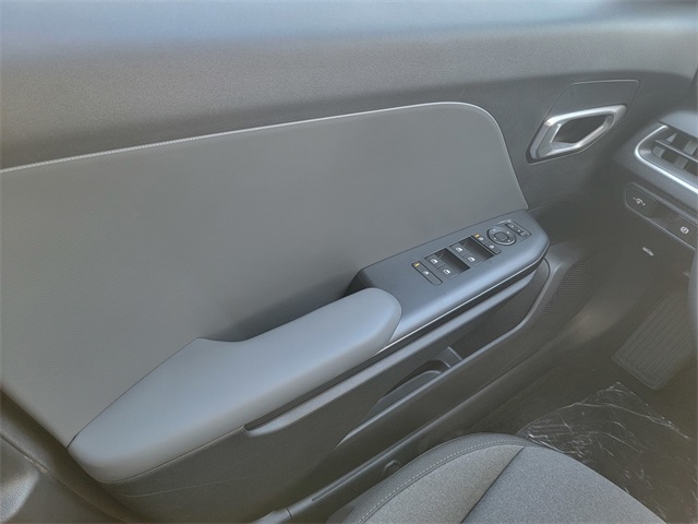 2025 Kia K4 LXS photo 27