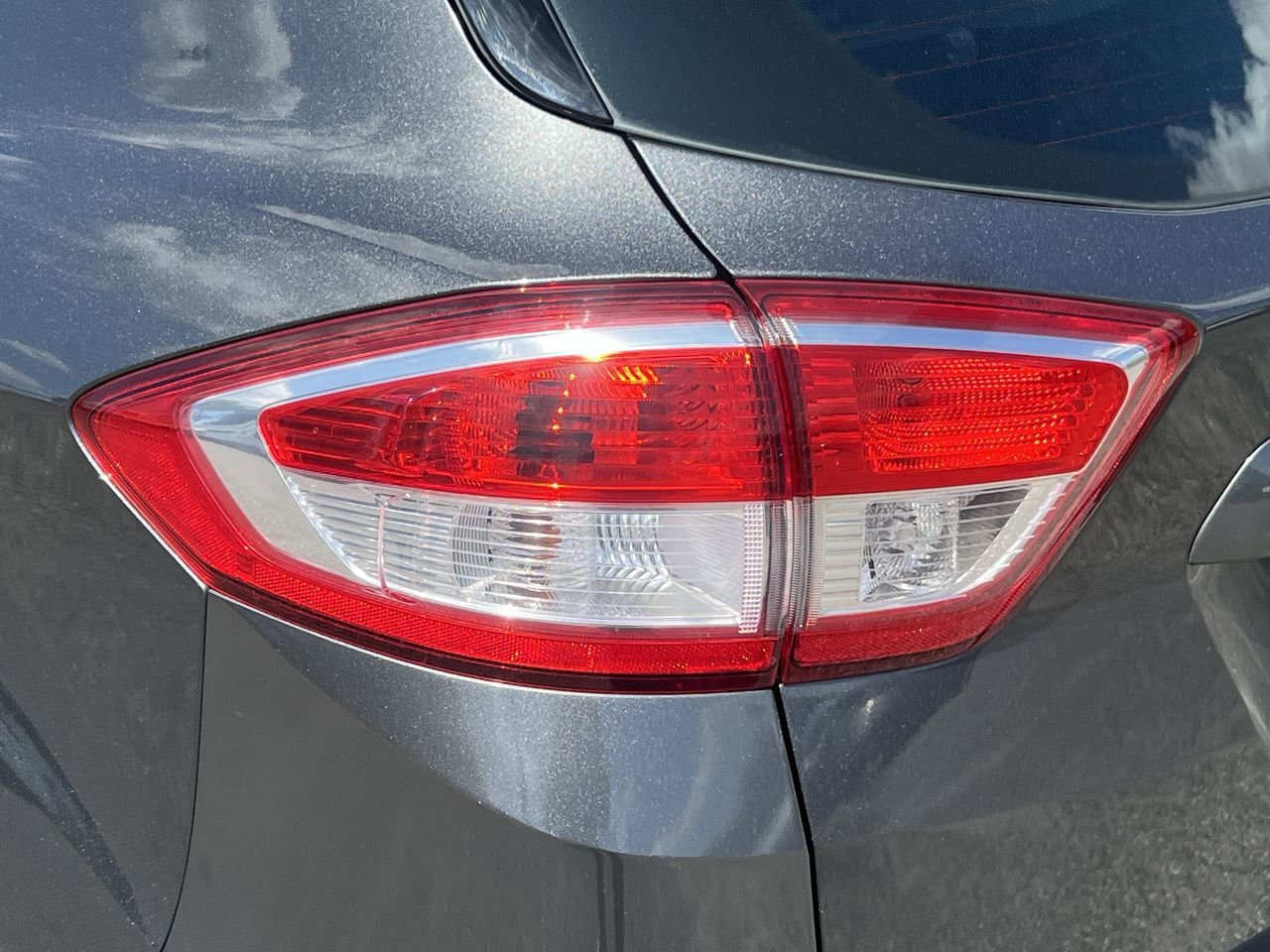 2017 Ford C-Max Hybrid SE photo 7