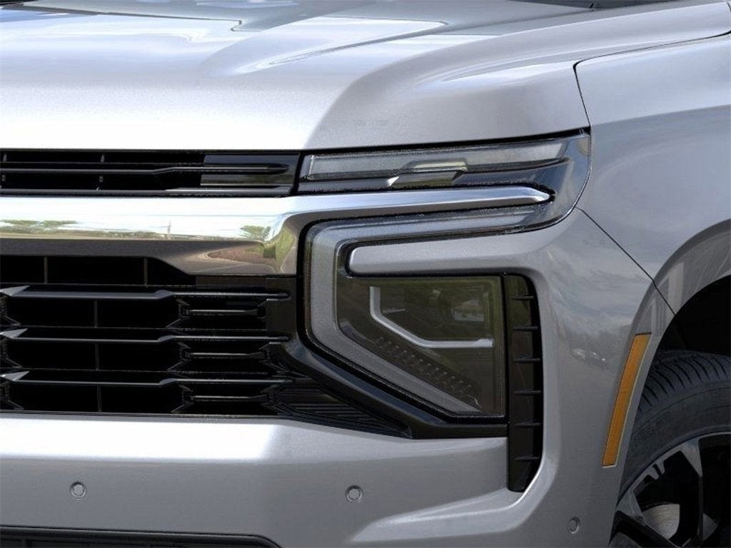 2025 Chevrolet Suburban LS photo 10