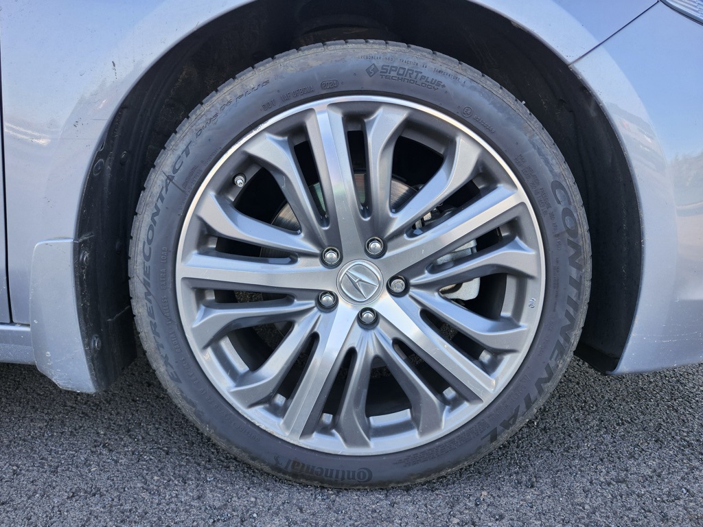 2015 Acura TLX Technology photo 24