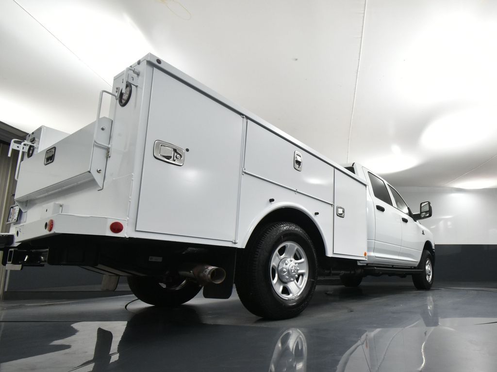 2024 Ram 3500 Tradesman photo 39