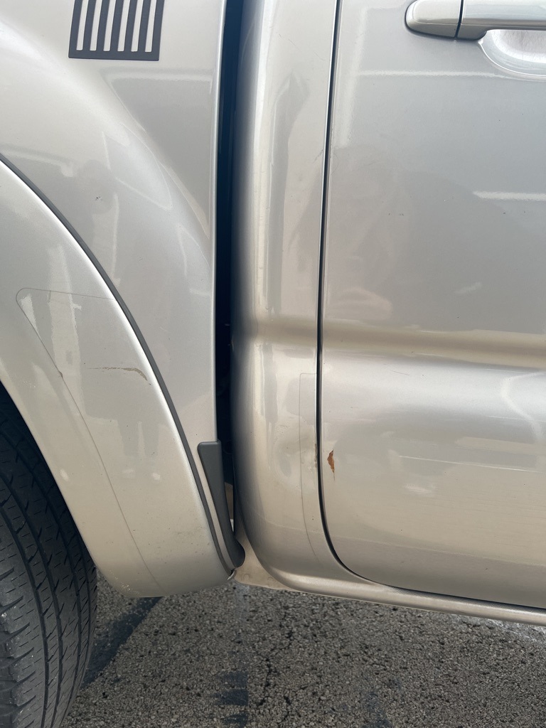 2015 Toyota Tacoma Base photo 4