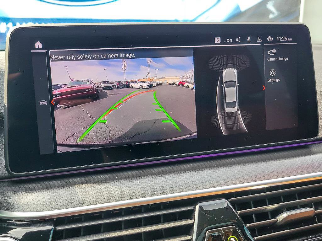 2021 BMW M550I - Image 22