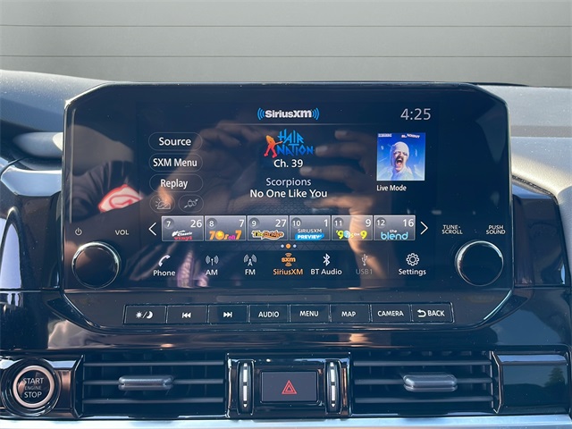 2023 Nissan Pathfinder SL photo 21